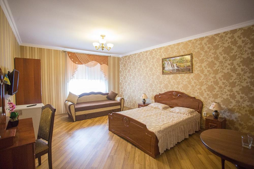 Goldenluxe Berehove (Transcarpathia) Exterior foto