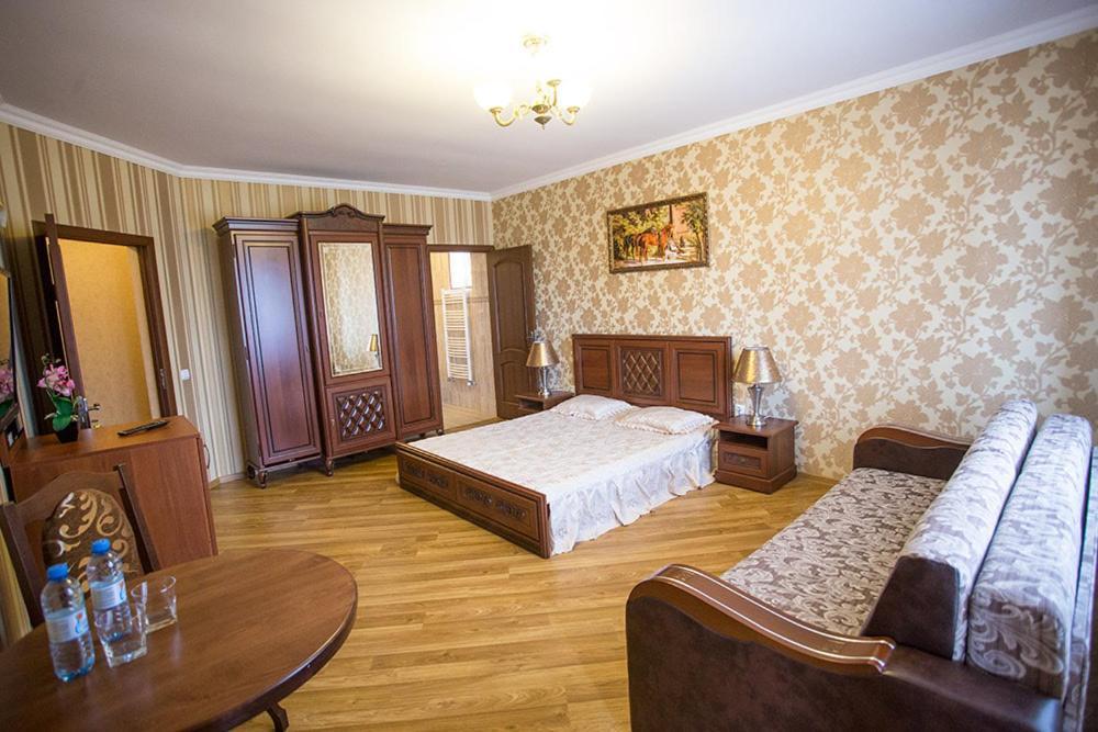 Goldenluxe Berehove (Transcarpathia) Exterior foto