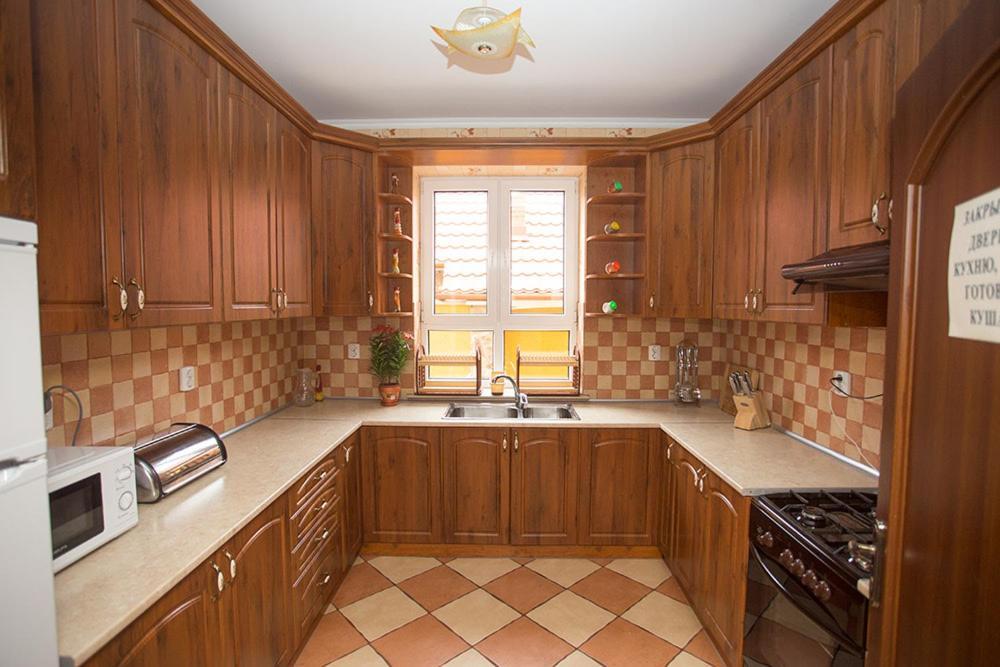 Goldenluxe Berehove (Transcarpathia) Exterior foto